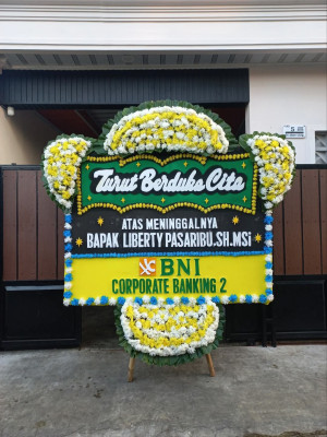Papan Bunga Duka di Anggoeya