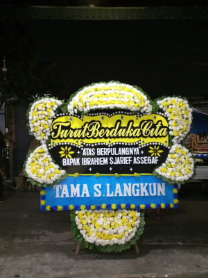 Papan Bunga Duka di Anggoeya